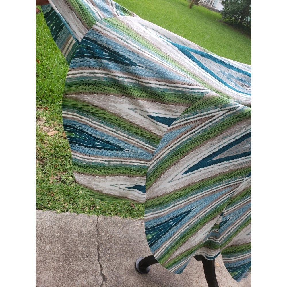 Dress - Picture 3 of 5
